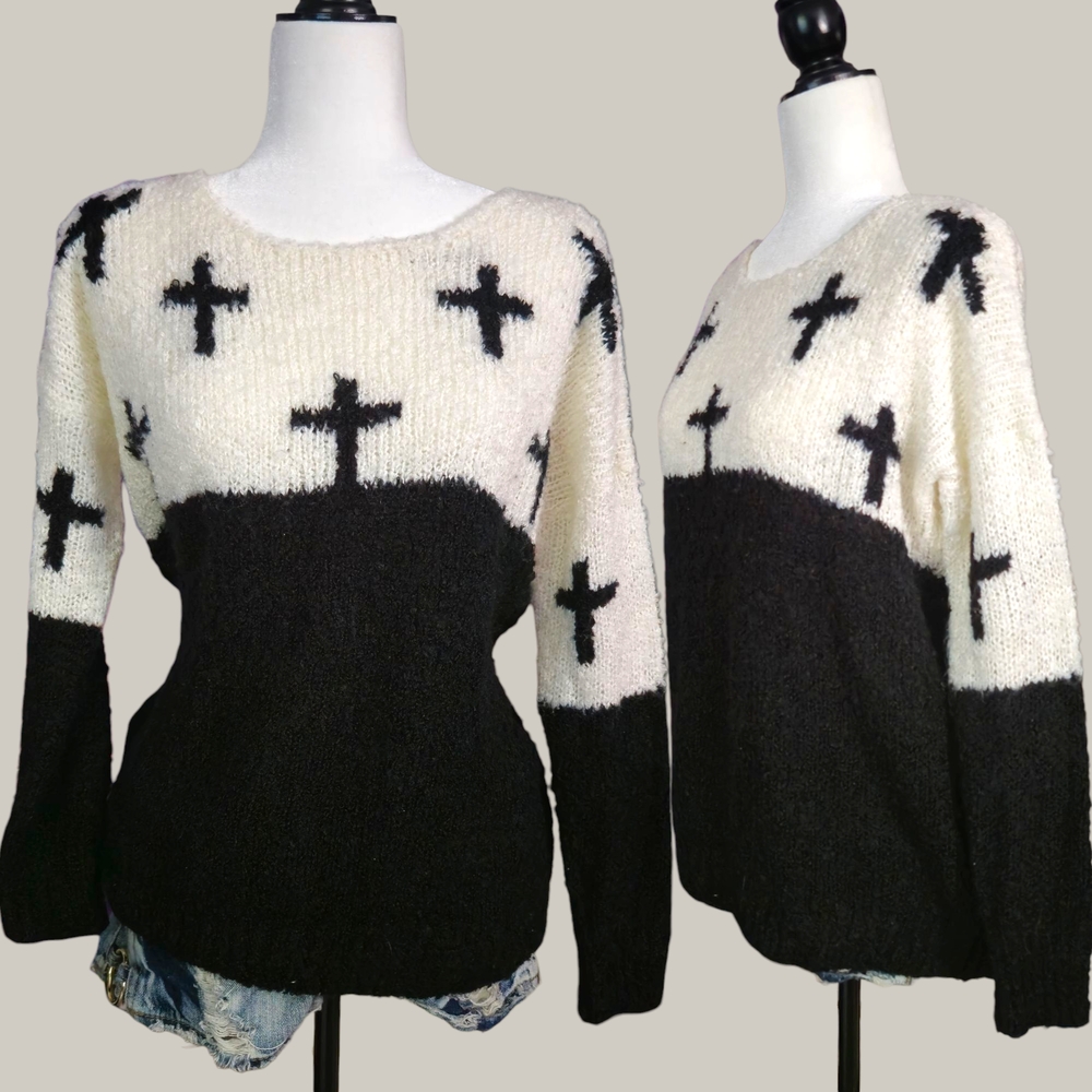 Heaven and Earth Gyaru Black and White Cross Pattern Knit Sweater Japan Size M